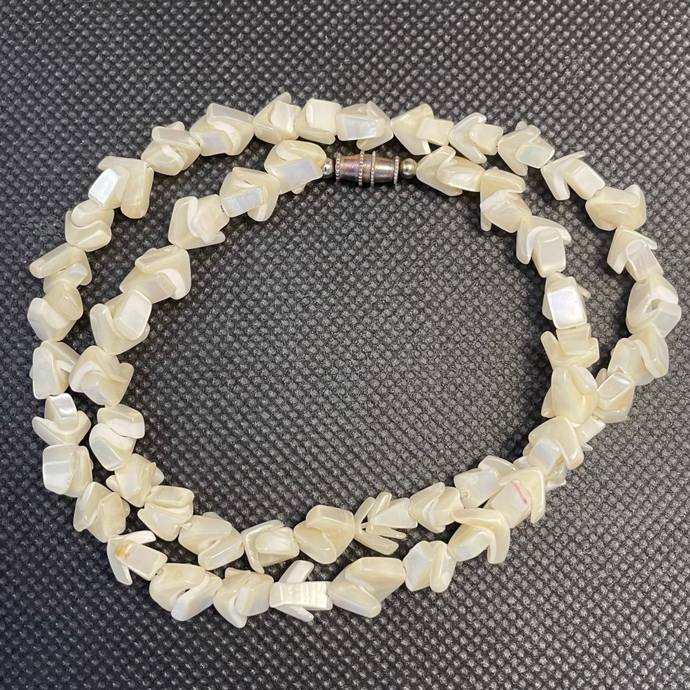 Vintage Mother of Pearl necklace